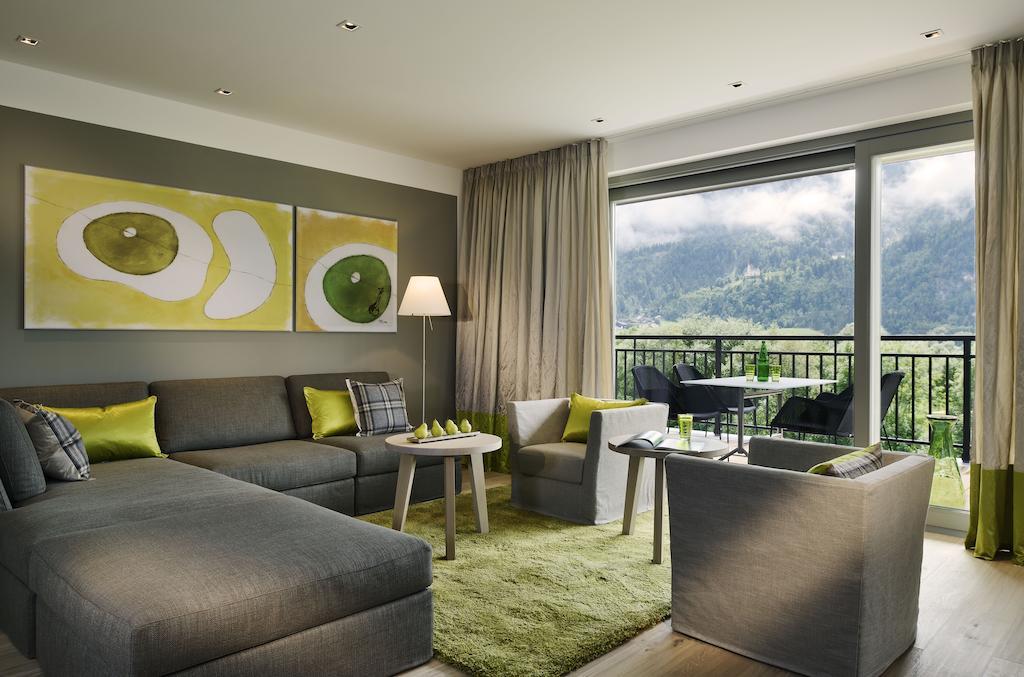 Dolomitengolf Suites Lavant Δωμάτιο φωτογραφία